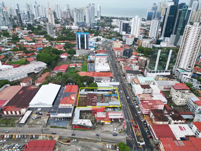 Venta de Terreno en Vía Brasil, 2,936 m² - Imagen 1