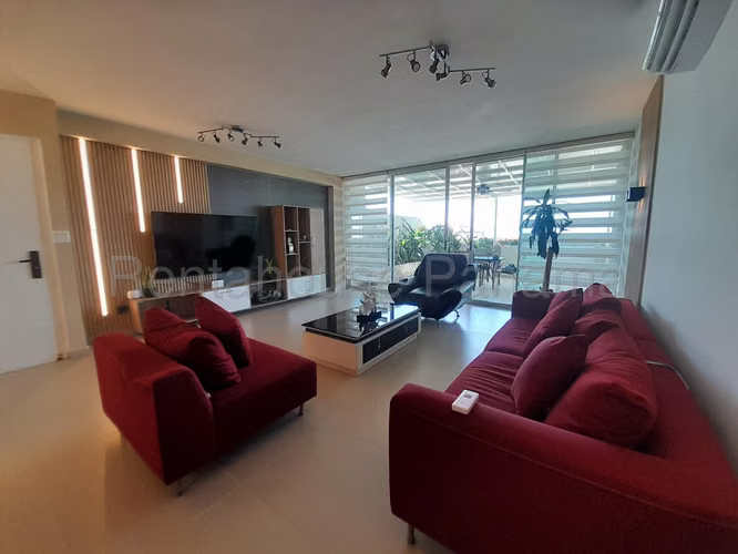 SE ALQUILA APARTAMENTO EN SAN FRANCISCO LA27-2247