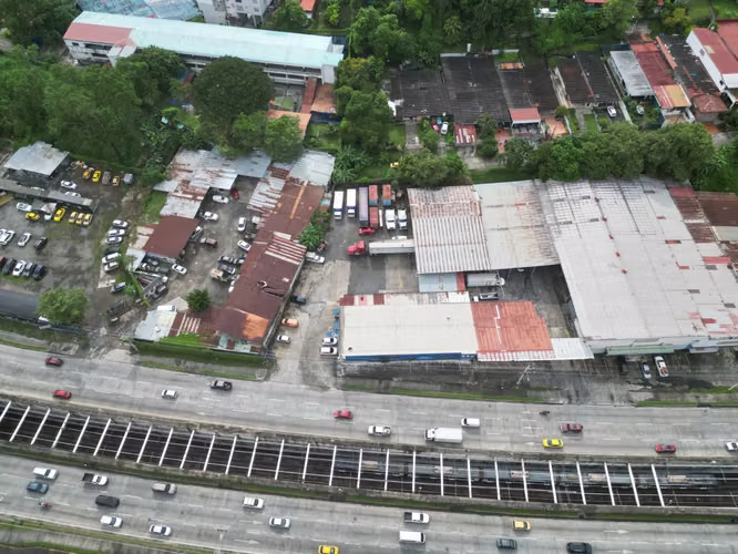 Venta de Terreno Comercial en Vía Transístmica, 2,975 m² - Imagen 4