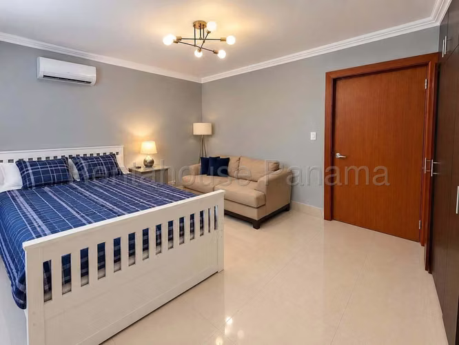 SE VENDE APARTAMENTO EN AVENIDA BALBOA LA27-2239