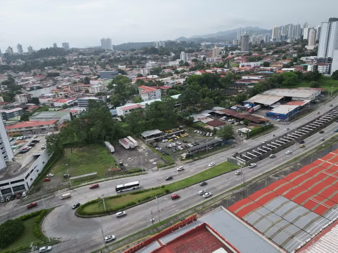 Venta de Terreno Comercial en Vía Transístmica, 14,129 m² - Imagen 4