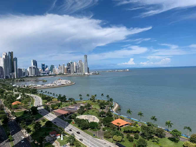 AVENIDA BALBOA 3 RECAMARAS LINEA BLANCA $1300