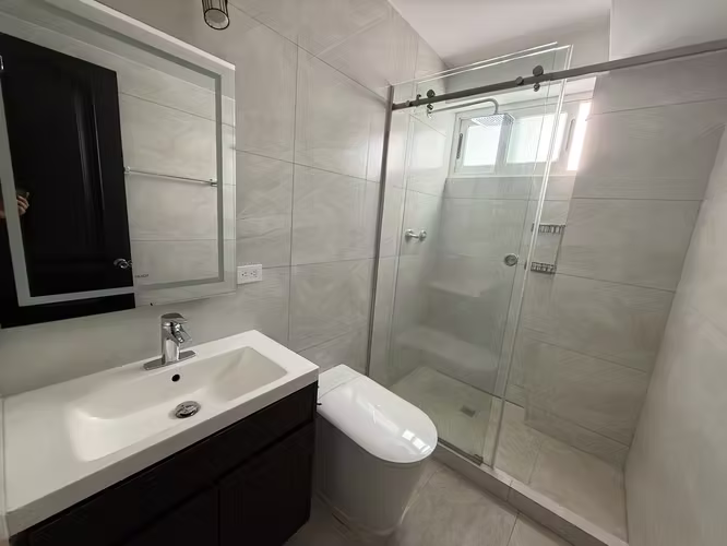 Se Alquila Apto Amueblado y Remodelado en Paitilla - Imagen 5
