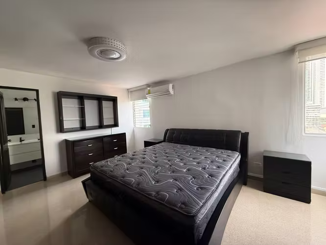 Se Alquila Apto Amueblado y Remodelado en Paitilla - Imagen 6