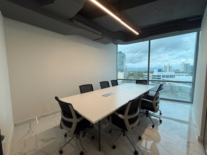 Alquiler de oficina en Costa del Este – Financial Park - Imagen 8