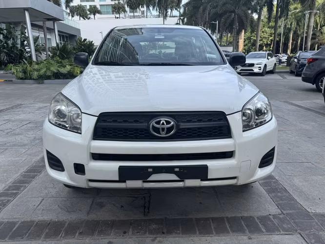 TOYOTA RAV4 2010 · 4 CIL 2.5 · AUTOMÁTICA · PANTALLA · 126 MIL KM MC007 - Imagen 2