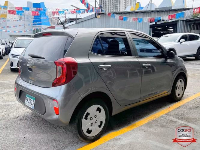 Kia Picanto 2024 Automática EF2813