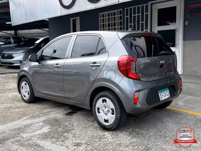Kia Picanto 2024 Automática EF2813