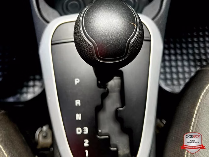 Kia Picanto 2024 Automática EF2813