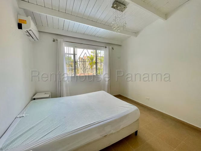 Venta de Casa en Hato Pintado CCO