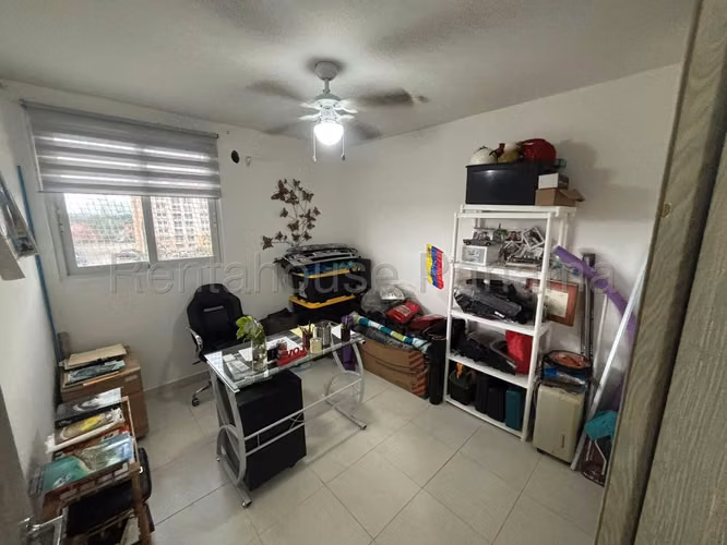 Venta de Apartamento con Línea blanca en Ph Quintas de Versalles EC - Imagen 7