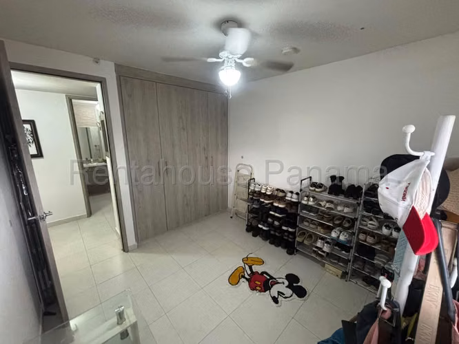 Venta de Apartamento con Línea blanca en Ph Quintas de Versalles EC - Imagen 8