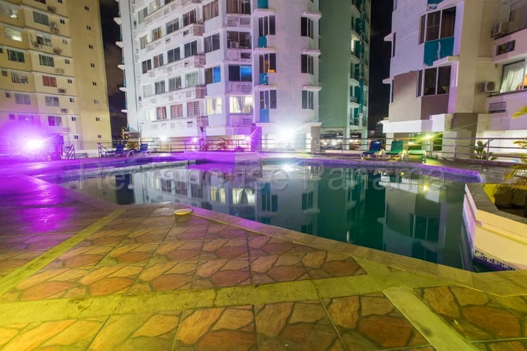 Alquiler de Apartamento en Via España Ph Brisas San Fernando KF