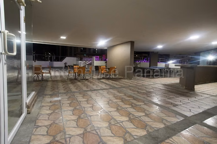 Alquiler de Apartamento en Via España Ph Brisas San Fernando KF