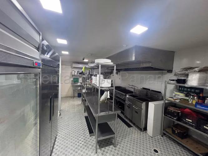 Venta de Negocio en El Cangrejo Solo Cliente Directo MC - Imagen 2