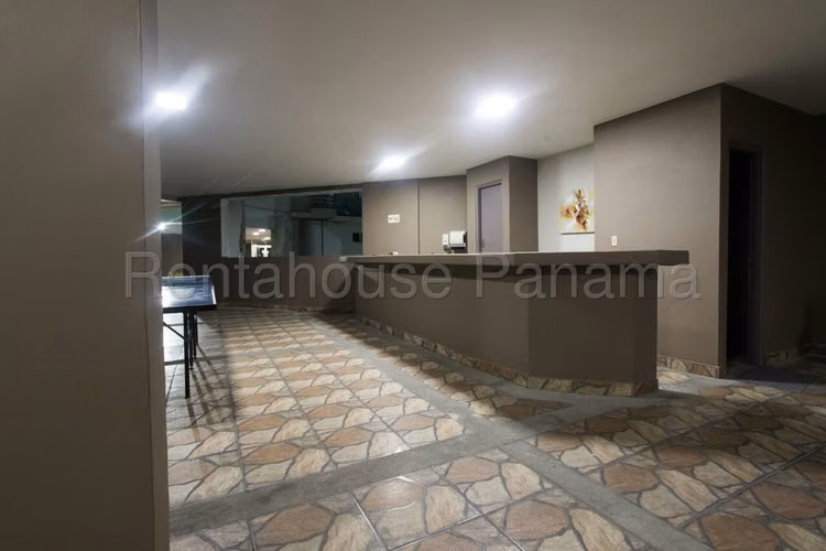 Apartamento en Alquiler en Via España RJ