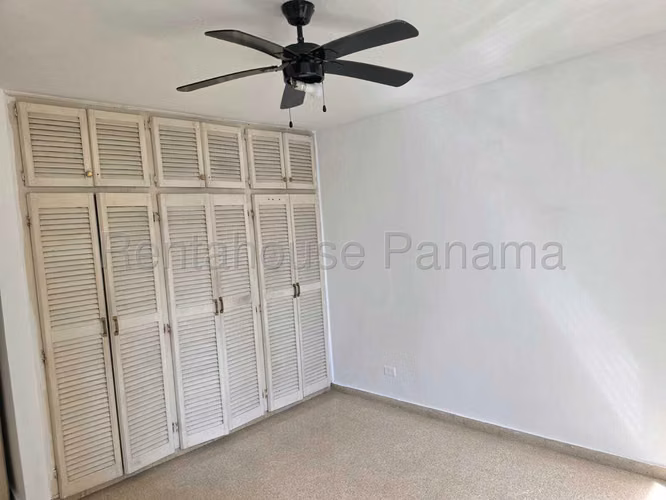 Vendo Apartamento de 201m2 en Marbella La Concha 26-7052SRZ - Imagen 15