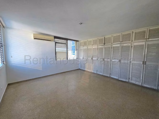 Vendo Apartamento de 201m2 en Marbella La Concha 26-7052SRZ - Imagen 11