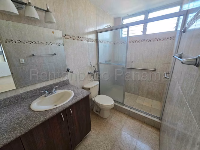 Vendo Apartamento de 201m2 en Marbella La Concha 26-7052SRZ - Imagen 20