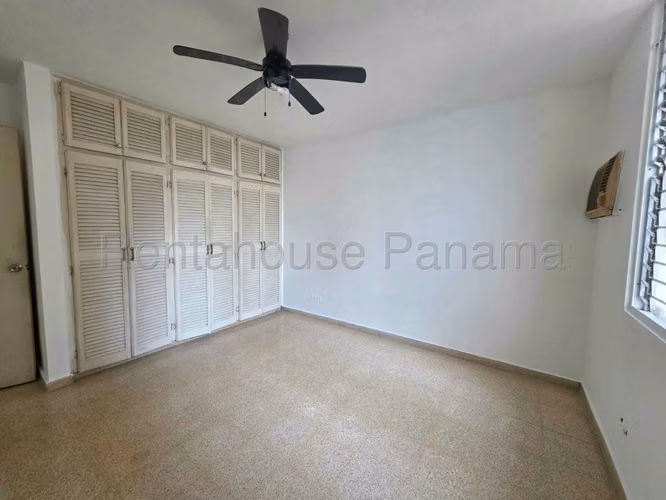 Vendo Apartamento de 201m2 en Marbella La Concha 26-7052SRZ - Imagen 13