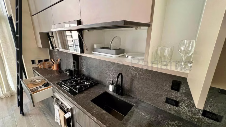 Alquiler Apartamento amoblado en Dovle Cincuentenario, Coco del Mar IH27-1054