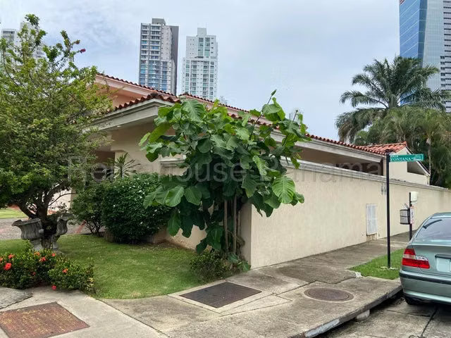 Alquiler de  Casa en Residencial Costa Serena, Costa del Este 27LGG2200 - Imagen 3