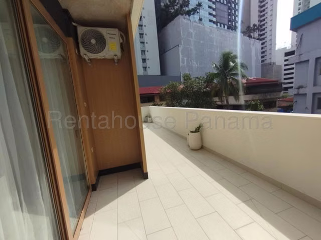 Apartamento en Venta en Bella Vista  JG