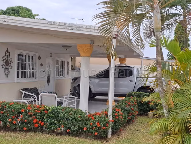 Casa en Venta en Monagrillo 27LDC2313