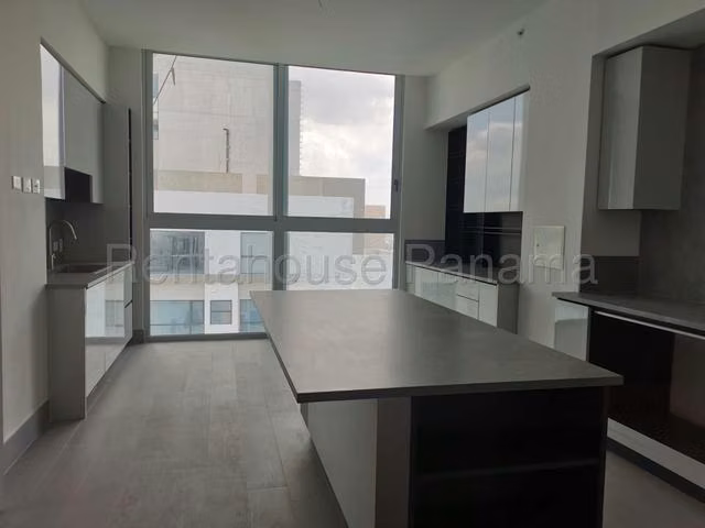 J2287GRR Alquiler de Apartamento en Santa Maria 