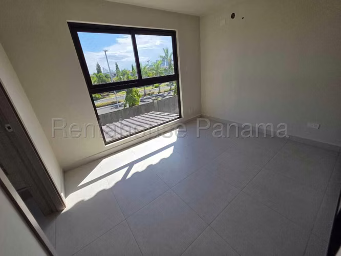 Venta de Casa en Costa Sur, Costa Linda (Solo Cliente Directo)
