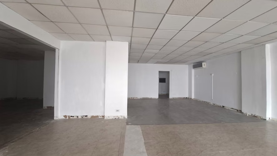 Se Alquila Local Comercial Via Israel - Imagen 7