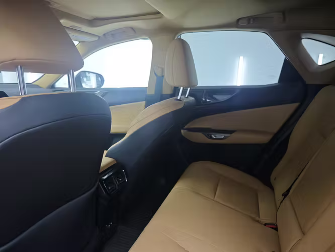 Lexus Nx 250 full extras  2022 cómo nueva  - Imagen 7