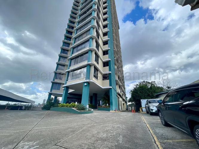 Sale of Apartment in PH Beverly Hills, Betania 27-2304GG