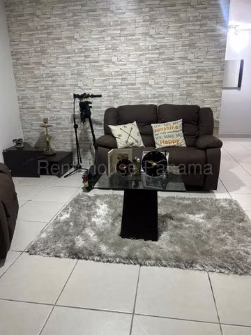 Alquiler de Apartamento en Costa del Este 27LBR2300