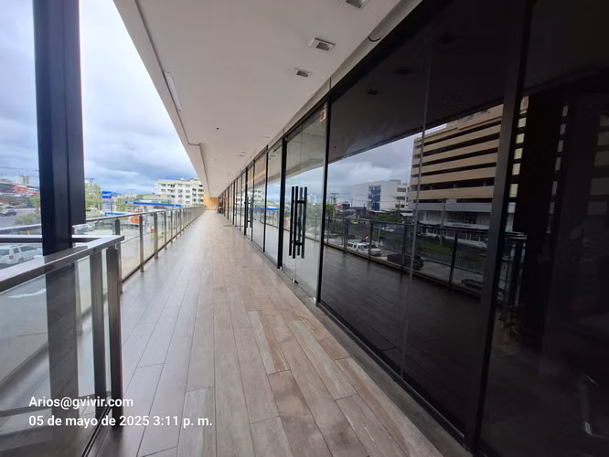 Liberty Plaza. Local 115mts terminado AC $2145.26 - Imagen 4