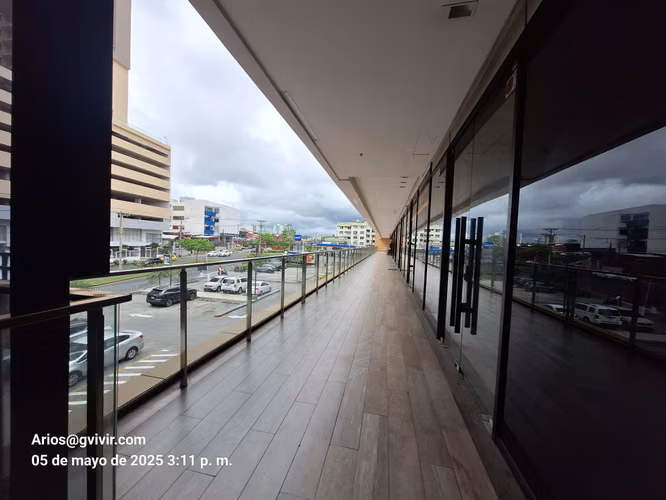 Liberty Plaza. Local 115mts terminado AC $2145.26 - Imagen 5