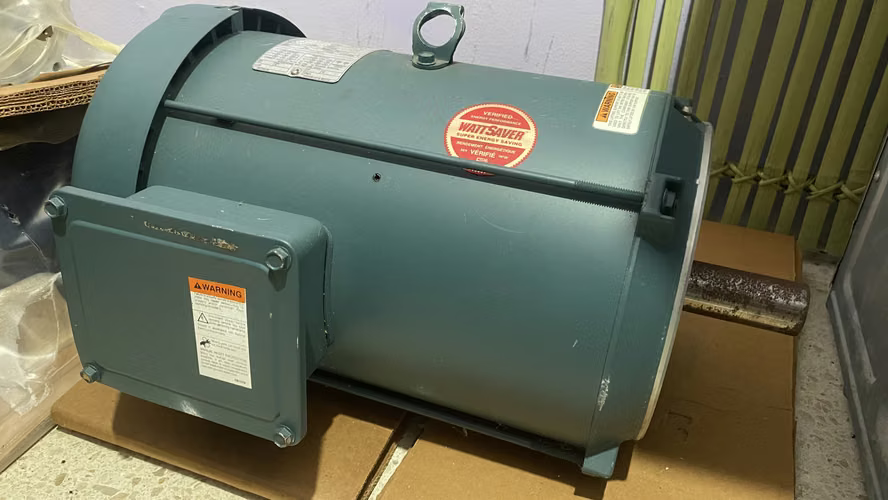 Motor Industrial 7.5 HP 3 Fases 230/460V NUEVO / LEESON  / NEGOCIABLE