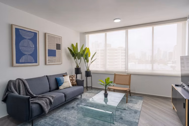 Alquiler de Apartamento Calle 50 Bella Vista Full Amueblado