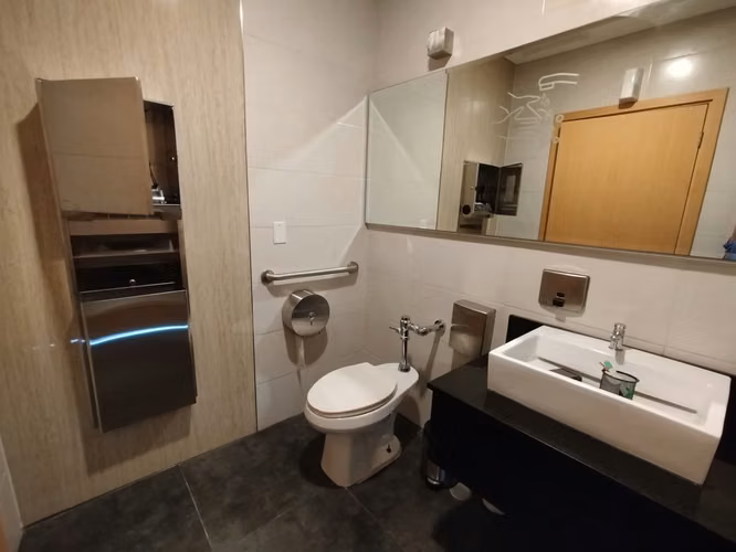 OFICINA DE 90 M² EN ALQUILER | PLAZA REAL, COSTA DEL ESTE - Imagen 10