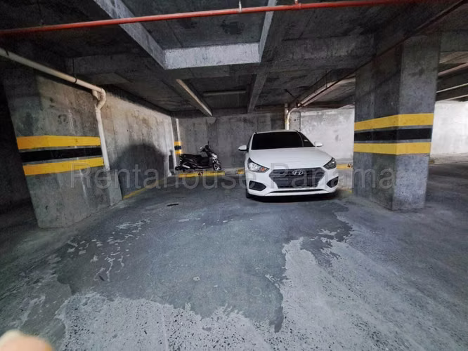 Apartamento en Alquile PH Ilo - Amoblado  27-2065BTE - Imagen 16