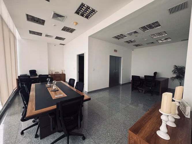 Alquiler exclusiva oficina Executive Business Center  - Imagen 8