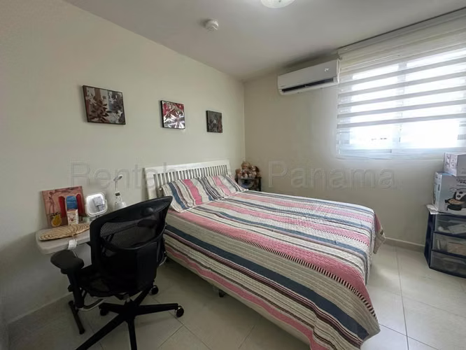 J2253GRR Venta de Apartamento en Versalles  - Imagen 2