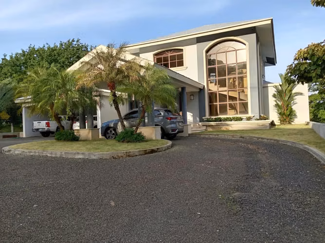 VENTA CASA LAS CUMBRES LOUIS MARTINZ - Imagen 19