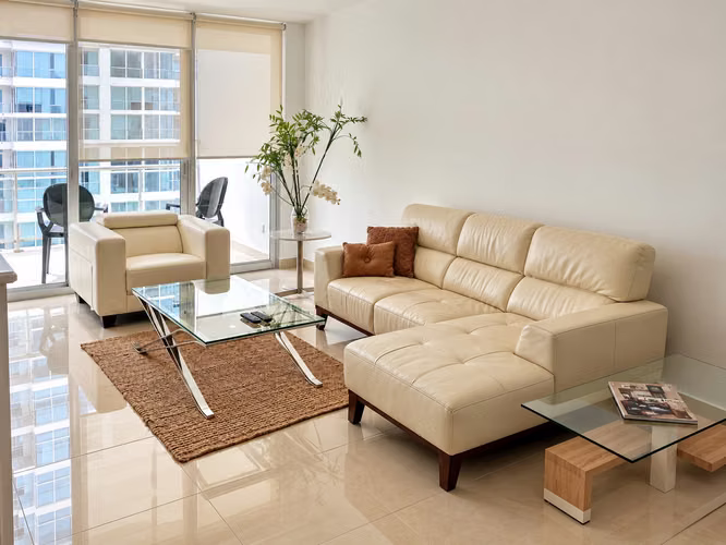 ALQUILER APARTAMENTO AVENIDA BALBOA COMPLETAMENTE AMOBLADO LISTO 1 NOVIEMBRE VV