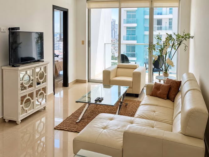 ALQUILER APARTAMENTO AVENIDA BALBOA COMPLETAMENTE AMOBLADO LISTO 1 NOVIEMBRE VV