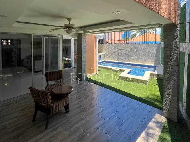 Venta de Casa en El Bosque - PH DORAL (Remodelada)
