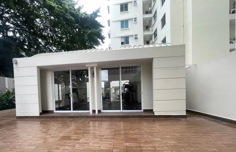 Alquiler apartamento amoblado 3 habitaciones PH Belview tower - Imagen 10