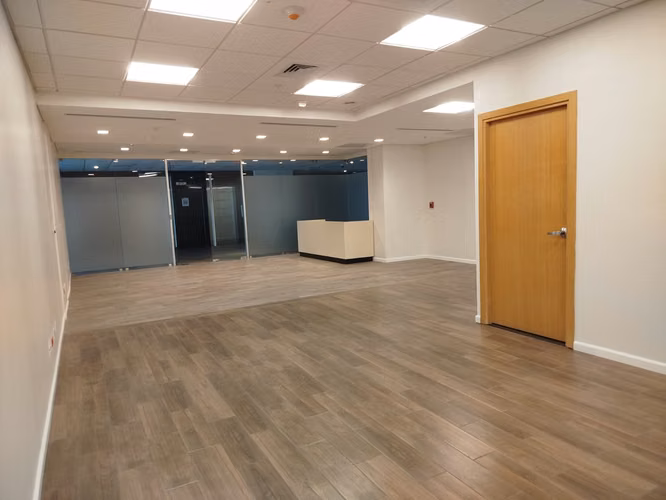 OFICINA DE 89 M² EN ALQUILER | PLAZA REAL, COSTA DEL ESTE - Imagen 2