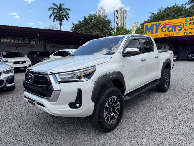 Toyota Hilux 2022