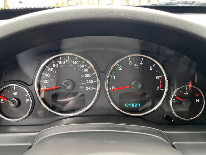 Jeep Cherokee 2011 - Imagen 9